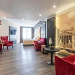 Plaza Premium 4* شفيرين