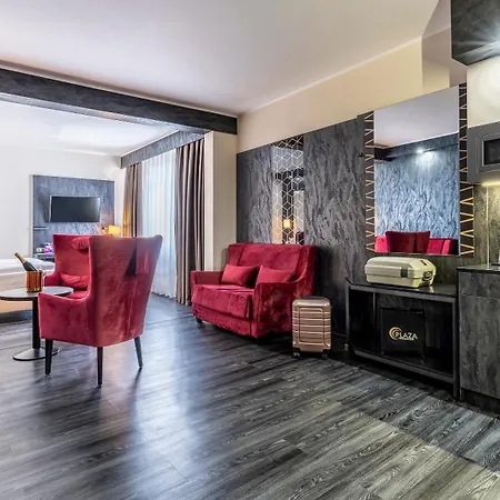 Hotel Plaza Premium Sure Collection By Western 4*