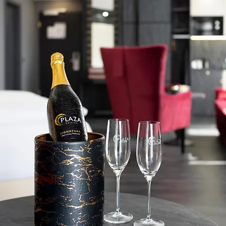 Готель Plaza Premium Шверін