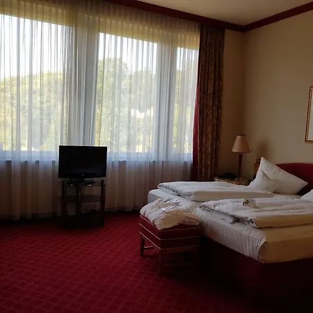 Готель Plaza Premium Шверін