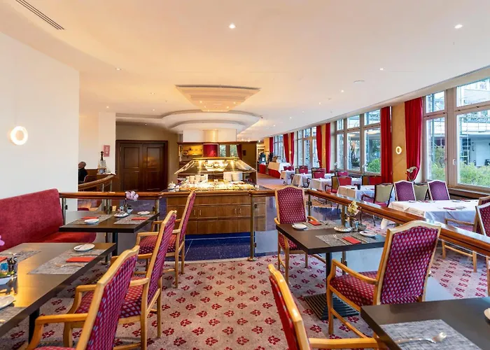 Plaza Premium 4* シュヴェリーン