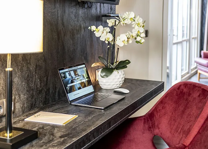 Hotel Plaza Schwerin; Sure Collection By Western